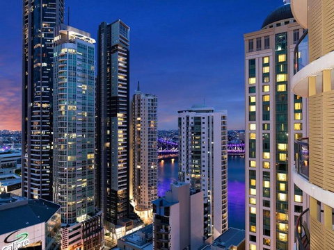 Riverview 2B2B Apt In CBD W/parking, Pool, Gym - Tourism Brisbane 0