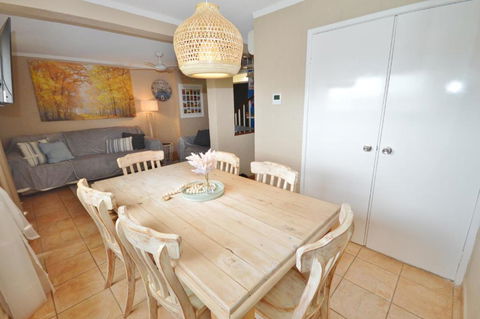 Riverview Holiday Apartment 10 - Kalbarri WA - Tourism Brisbane 1