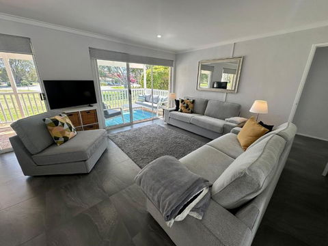 Riverview - South Yunderup - Tourism Brisbane 1