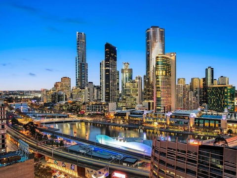 Riverview Suites By EdgeTrip - Tourism Brisbane 1