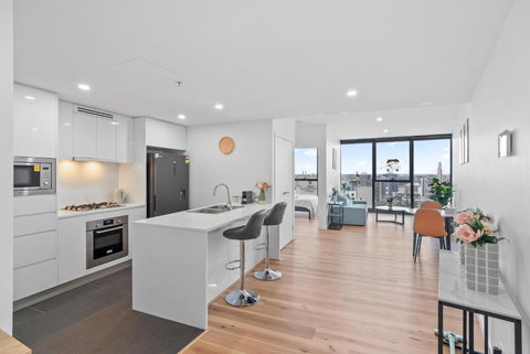 RiverViews 1BR 1BA Skytower Apt With Pool, Gym, Sauna - Brisbane Tourism 1