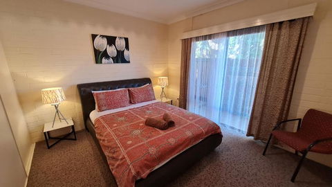 Rise N Shine - Affordable 50sqm Garden Apartment - Brisbane Tourism 1