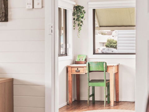 Rosena - The Classic Beach House - 5 Cashmore Street - Tourism Brisbane 3