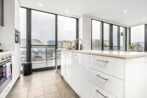 Roomy 2BR 2BA City-Centre Apt - Brisbane Tourism 2
