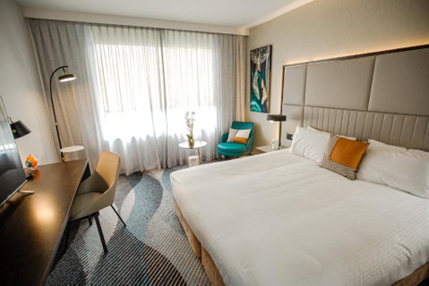 Royal Pacific Hotel - Tourism Brisbane 1