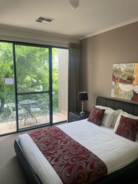 RNR Sturt Holiday Home - Brisbane Tourism 0