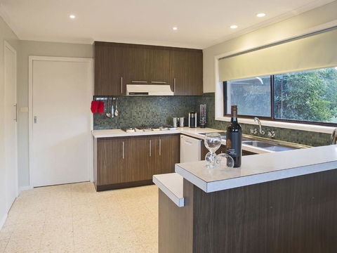 Roanjoka Dromana - Brisbane Tourism 2