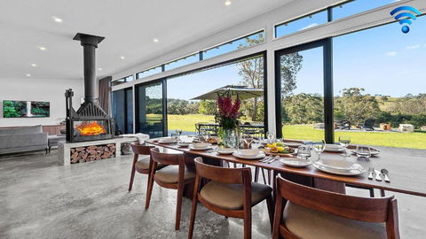 Rockleigh Retreat - Tourism Brisbane 0