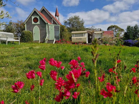 Romantic Stay By Historic Church On Wine Route - Tourism Brisbane 0