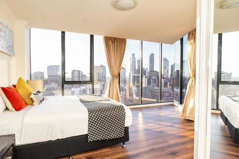 Rome Sky Villa - Brisbane Tourism 1