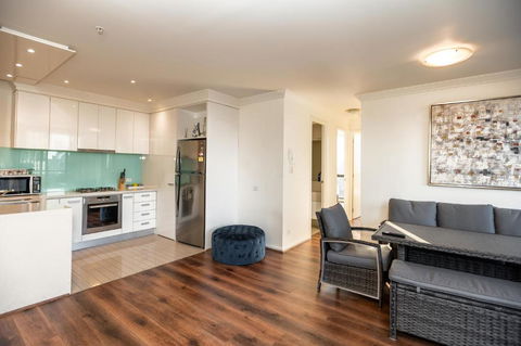 Rome Sky Villa - Brisbane Tourism 2