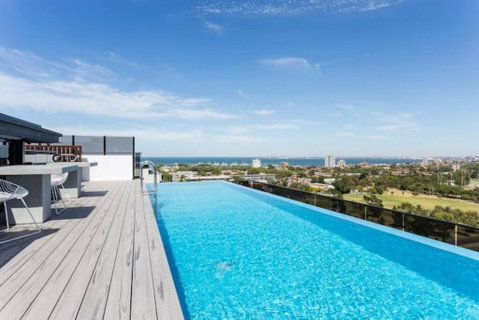 Rooftop Infinity Pool - St Kilda Luxury - Tourism Brisbane 0