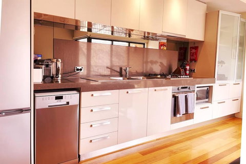 Rooftops On Henrycentre Of West End Cafes - Tourism Brisbane 3