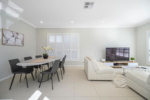 Rousehill Sweet Spacious 4BR Quiet House - Tourism Brisbane 2