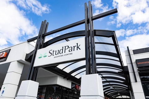 Rowville Modern Escape - Tourism Brisbane 0