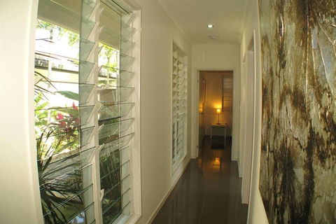 Roya On Mission - Beachfront - Wongaling - Family - Tourism Brisbane 1