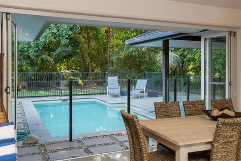 Roya On Mission - Beachfront - Wongaling - Family - Tourism Brisbane 3