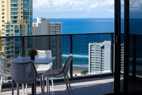 Ruby Apartments - Self Contained, Privately Managed Apartments - Brisbane 4u 0