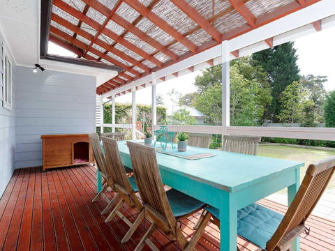 Rubys Retreat, 44 Achilles Street - Pet Friendly, Aircon, Wifi & Boat Parking - Tourism Brisbane 0