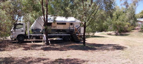RV Caravan In Rural Setting On Edge Of Town Close To AgQuip - Tourism Brisbane 0
