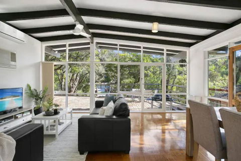 Rye Family Beach Shack - Tourism Brisbane 0