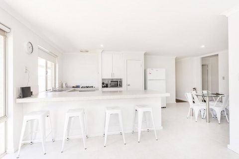 Safari Family Stay - EXECUTIVE ESCAPES - Tourism Brisbane 2