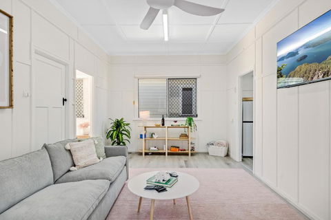Sage Cottage! CBD Perfection! - Tourism Brisbane 0