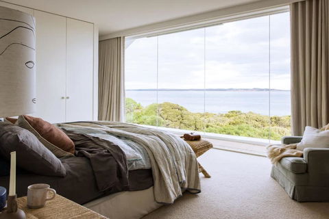 Sagres Queenscliff - Luxury House By The Beach - Tourism Brisbane 0