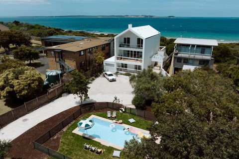 Sagres Queenscliff - Luxury House By The Beach - Tourism Brisbane 1