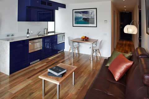 Salamanca Wharf Hotel - Tourism Brisbane 1