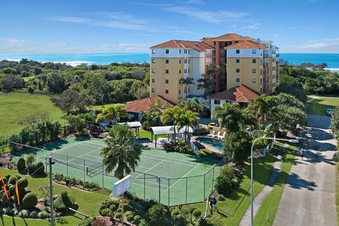 Salerno On The Beach - Tourism Brisbane 3