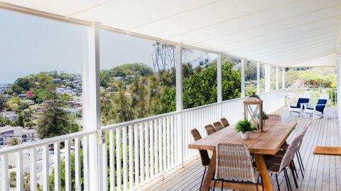 Salt Deck - The Upper Deck Accom Holiday - Tourism Brisbane 3