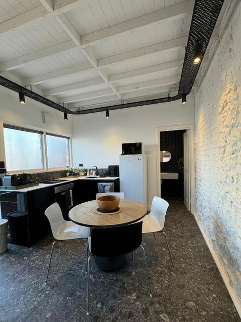 Salt Lifestyle Apartment Fremantle - Tourism Brisbane 2