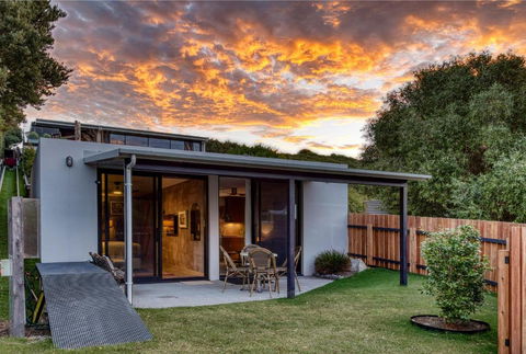 SALT Luxury Couples Bungalow - Tourism Brisbane 1