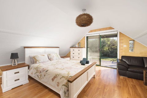 Salt Wood Cabin Style Retreat - Tourism Brisbane 2