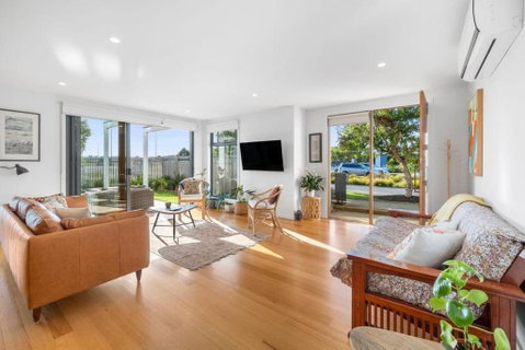 Saltbush By The Park - Brisbane Tourism 3