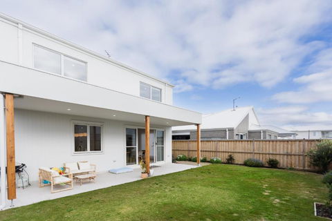 Saltwater Lux, 4 Bdrm, 3 Bath, Golf, Weddings, Beaches, Adventure Park - Tourism Brisbane 3