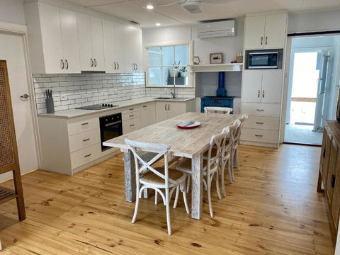 Salty Dog - Tourism Brisbane 1