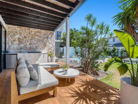 Salty Haven - Tourism Brisbane 0