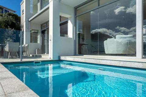 Salty Kiss I Private Properties - Tourism Brisbane 3