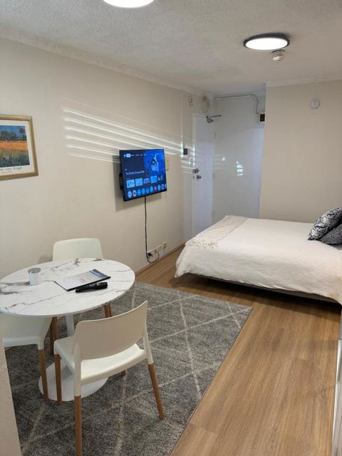 Sam The Central Studio - Brisbane Tourism 1