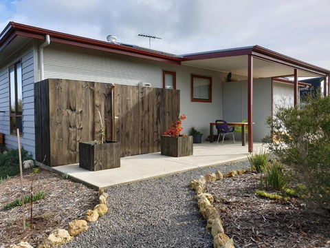 Samphire: Coorong Accommodation - Tourism Brisbane 2