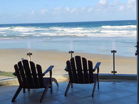 Sanbah-Surf, Views, Beach - Brisbane Tourism 0