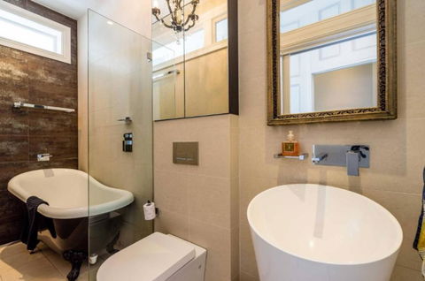 Sanctuary At The Rocks - Brisbane Tourism 3