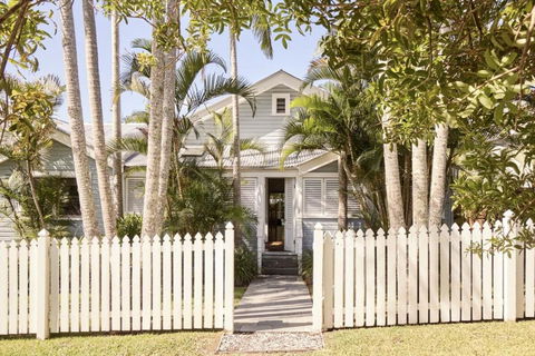 Sanctuary Spaces - Kia Ora Byron - Brisbane Tourism 1