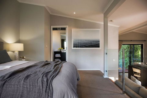 Sanctum - Brisbane 4u 3