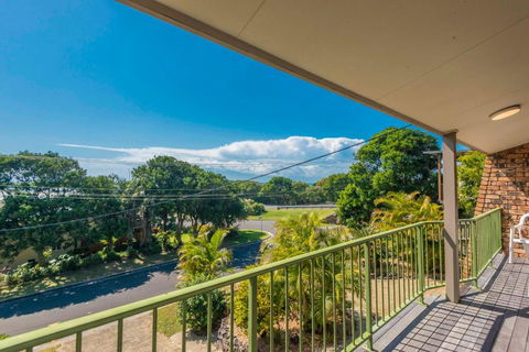 Sand Dunes - Tourism Brisbane 3