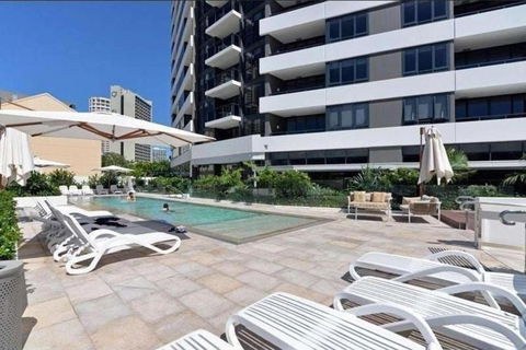Ruby Building - Self Contained, Privately Managed Apartments - Brisbane 4u 1