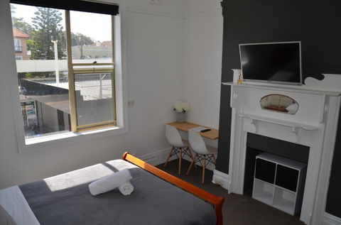 Sandy Bottoms Guesthouse - Tourism Brisbane 0
