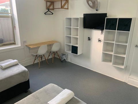 Sandy Bottoms Guesthouse - Tourism Brisbane 3